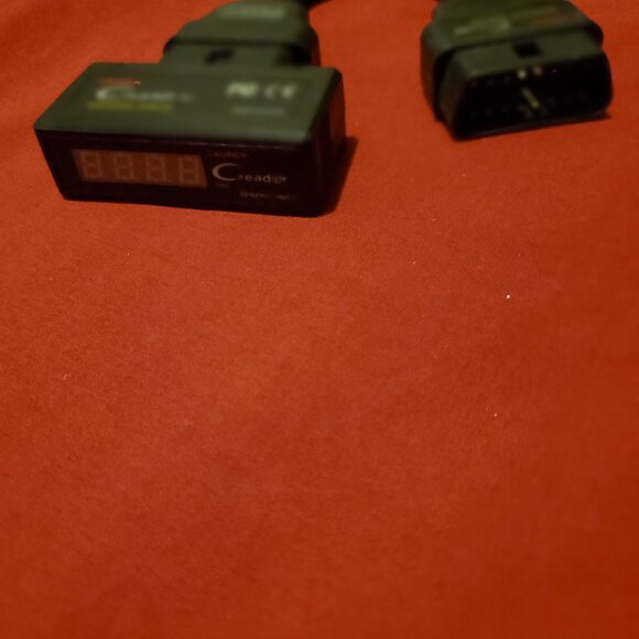 LAUNCH CREADER OBD II EXTENSION ADAPTER FOR GENERIC OBDII - Picture 3 of 3